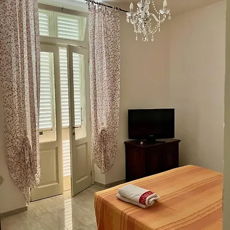 Apt Versilia Viareggio