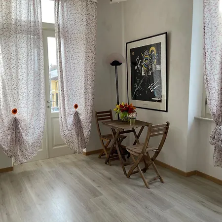 Apt Versilia